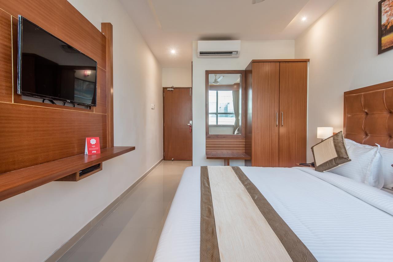 Oyo 9328 Empire Suite Navi Mumbai Exterior photo